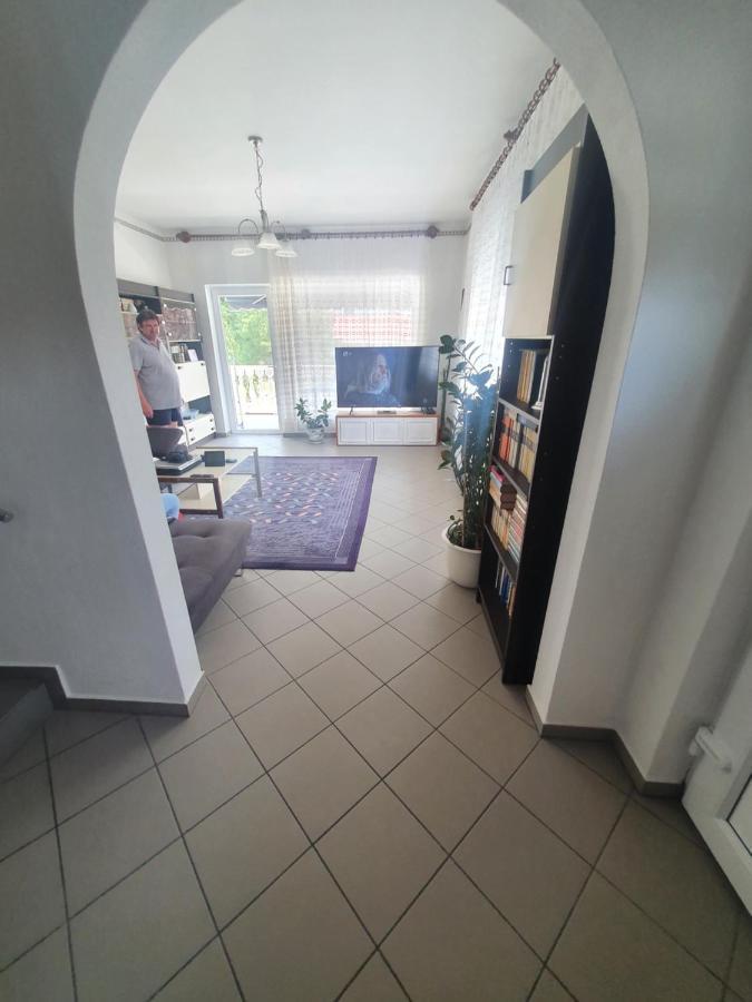 Wolf Vendeghaz Villa Balatonkeresztur Bagian luar foto