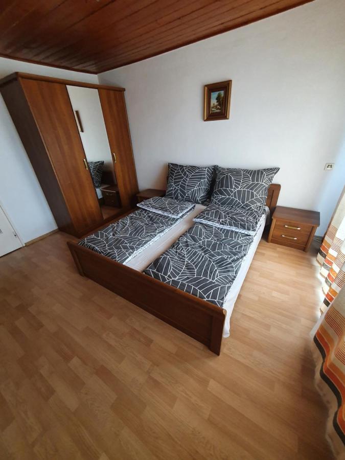 Wolf Vendeghaz Villa Balatonkeresztur Bagian luar foto